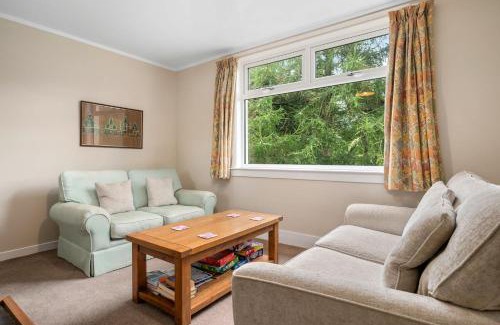 Kilninver Apartamento | Charming 2-Bed Cottage on Tranquil Raera Farm