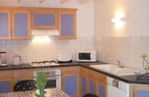 La Chambonie Cabaña | Acogedor Gîte con Chimenea, Jardín y Actividades en La Chambonie
