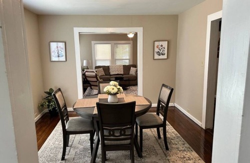 Concord Casa | Charming 2 bed home - Downtown Concord