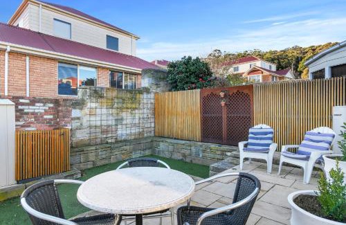 North Hobart Casa | Charming 2-Bed House in North Hobart