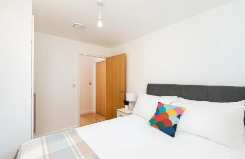 Oakleigh Apartamento | Charming 2 bed house in New Barnet with Balcony & Parking