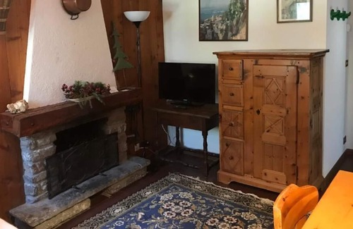 Pallusieux Apartamento | Encantador apartamento de 2 dormitorios en una antigua granja con jardín