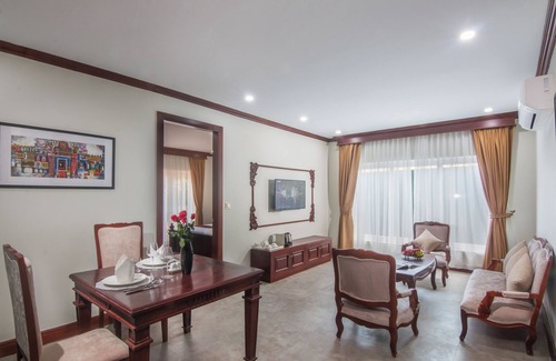 Sangkat Sla Kram Apartamento | Charming 2-bedroom with Kitchen, Pool, Fitness room