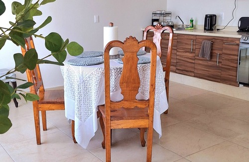 San Luis Potosi Casa | Depa de 2 Hab con Vista al Barrio de Tequis - Totalmente Nuevo y Equipado