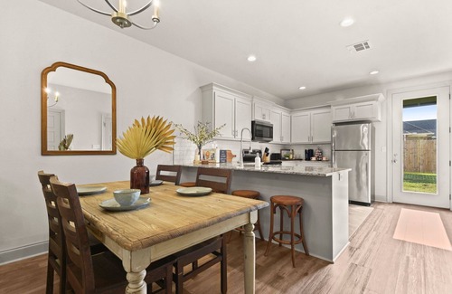 Denham Springs Casa | Charming 2-bedroom townhome in peaceful Watson 2 Bedroom 2.5 bath