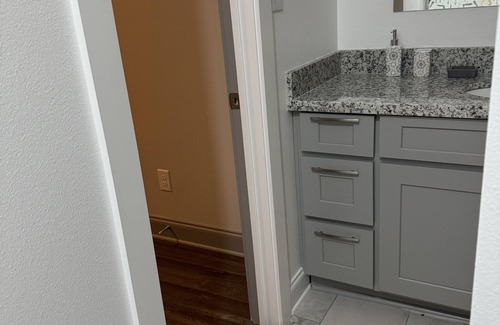 Denham Springs Condominio | Charming 2-bedroom condo