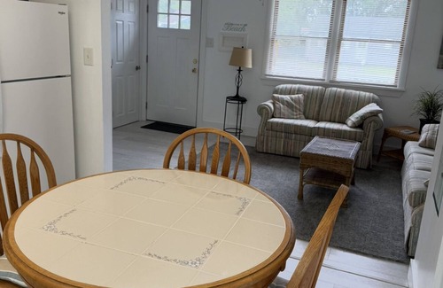 Villas Casa | Charming 2-bedroom house in delightful Lower Township home of beautiful sun sets