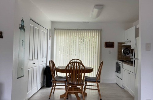 Villas Casa | Charming 2-bedroom house in delightful Lower Township home of beautiful sun sets