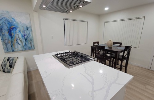 San Bernardino Casa | Charming 2-bedroom house with AC, WiFi in a great San Bernardino neighborhood