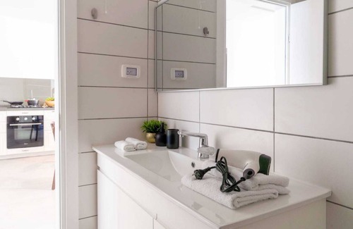 Tel Aviv City Center Apartamento | Charming 2-Bedroom @New Building 200m off shore