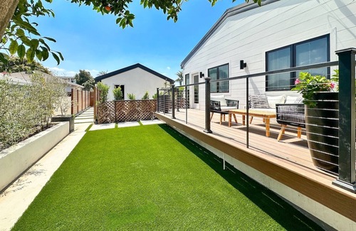 South Redondo Casa | Charming 2-bedroom house in Redondo Beach with AC