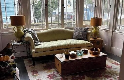 Eastside Casa | Charming bungalow near historic district in Savannah with all the amenities