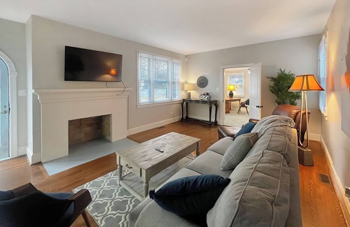 Danville Casa | Charming 2-bedroom 2-bath convenient to Casino, Hospitals & Berry Hill Ind.