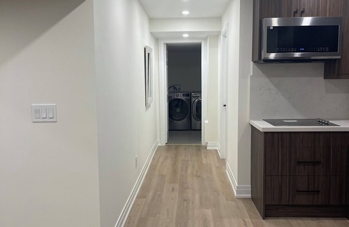 Cambridge Apartamento | Charming 2-Bedroom Apartment with Kitchen, Office and Laundry