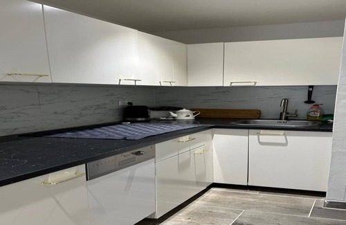 Neudorf Ouest Apartamento | Charming 2-bedroom apartment in lovely Strasbourg with WiFi