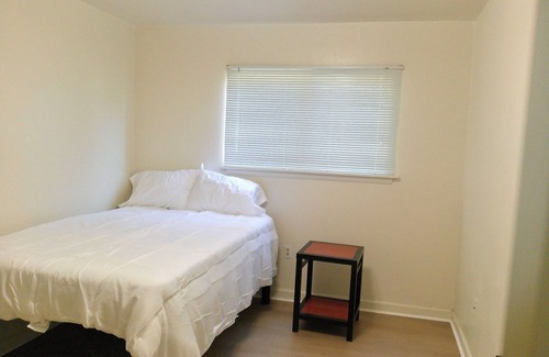 Kabrich Crescent Apartamento | Charming 2-bedroom Apartment in Blacksburg