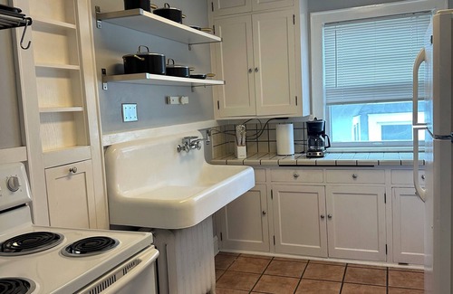 Macalester - Groveland Apartamento | Charming 2-bedroom apartment in Saint Paul. Near MAC, UST, St. Kate's.