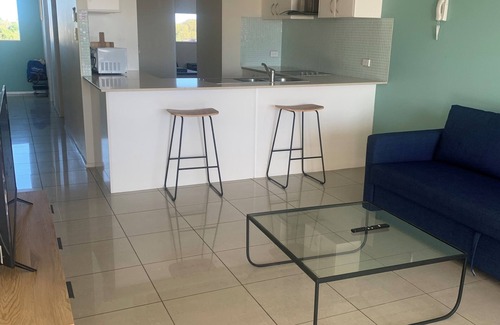 Bargara Apartamento | Charming 2-bedroom apartment in Bargara, one street back from the beach