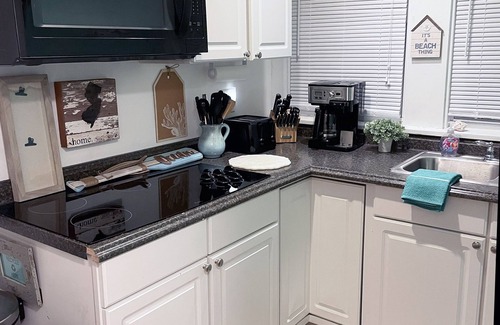 Wildwood Apartamento | Charming 2-bedroom apartment with WiFi, AC in beautiful Wildwood