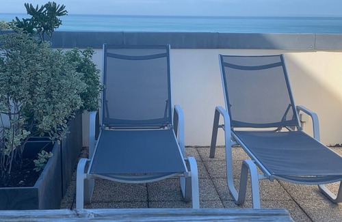 Biarritz Apartamento | Charming 2-bedroom apartment in Biarritz beautiful ocean view terrace beach