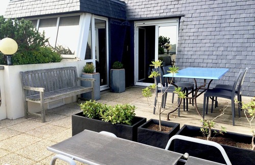 Biarritz Apartamento | Charming 2-bedroom apartment in Biarritz beautiful ocean view terrace beach