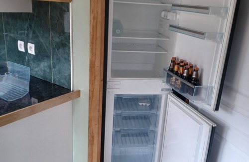 Camors Apartamento | Charming 2-bedroom apartment, gardens, WiFi, AC in lovely Camors, Brittany.