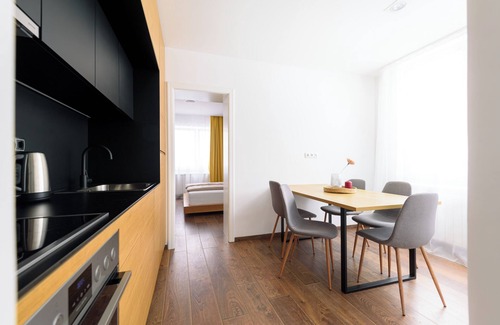 Vracar Apartamento | Charming 2-bedroom apartment with AC, WiFi in pleasant Beograd
