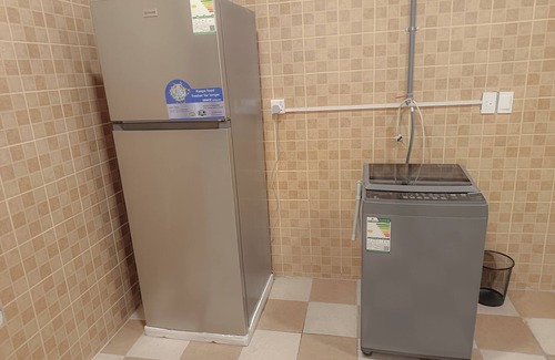 Dammam Apartamento | Charming 2-bedroom apartment in marvelous Dammam with WiFi, AC