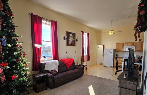 Monroe Apartamento | Charming 2-bedroom apartment in delightful Monroe, Oregon.