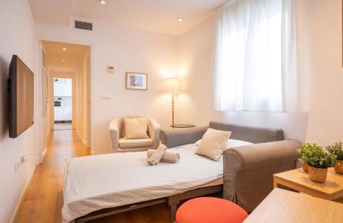 Los Remedios Apartamento | Charming 2 bedroom Apartment at Virgen de Begoña