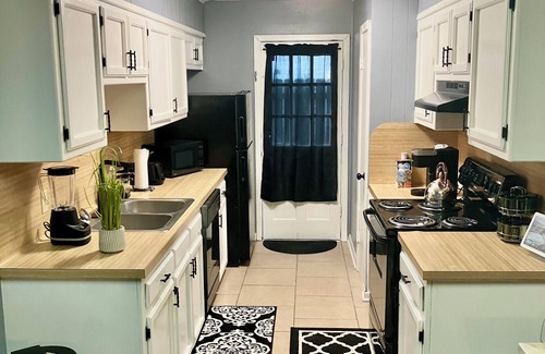Baker Apartamento | Charming 2-bedroom apartment in Baker with AC, WiFi