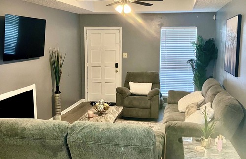 Baker Apartamento | Charming 2-bedroom apartment in Baker with AC, WiFi