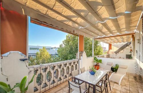 San Roque Apartamento | Charming 2 Bedroom Boutique Triplex Apartment with Private Terrace at Seville City Center by OCityzen