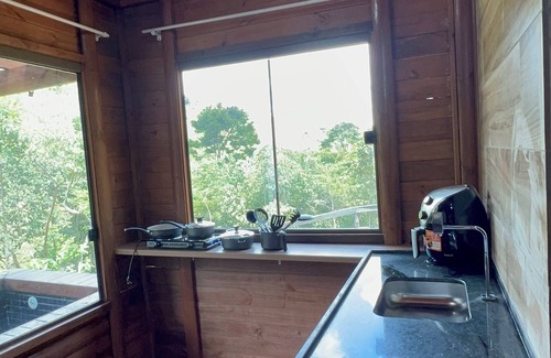 Ouro Preto Chalet De Esquí | Charming 2-bedroom chalet in delightful Ouro Preto with WiFi, AC