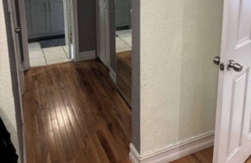 Sunrise Condominio | Charming 2-bedroom condo in Plantation with AC