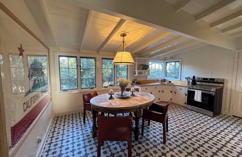 Santa Ynez Cabaña | Charming 2-bedroom cottage on private vineyard estate in Santa Ynez