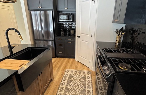 Saskatchewan Casa | Charming 2-bedroom cottage in Candle Lake