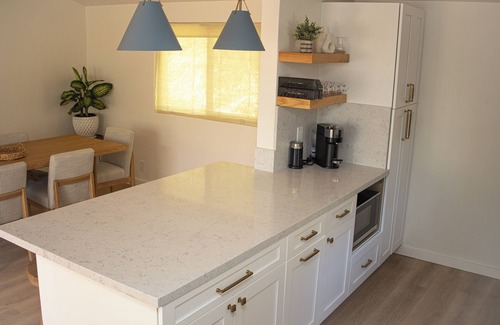 Montecito Cabaña | Charming 2-bedroom cottage in Montecito one block from Coast Village Road