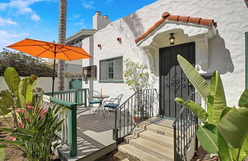 Coronado Cabaña | Charming 2-bedroom cottage in the heart of Coronado Village