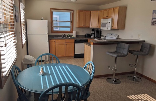 Buxton Cabaña | Charming 2-bedroom cottage near ocean in Buxton with AC, WiFi, Pets OK