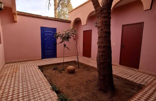 Hivernage Casa | Charming 2-bedroom farmhouse with AC, fibre optics WiFi in lovely Marrakech