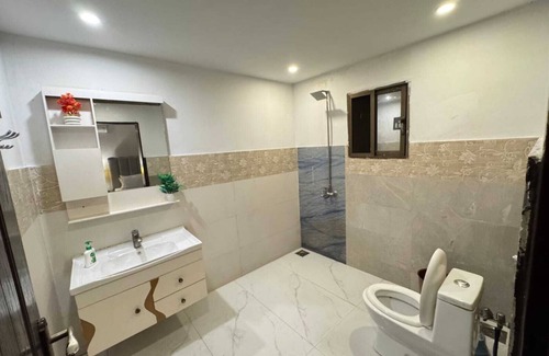 Lahore Otro | Charming 2-bedroom farmhouse in Lahore with private pool and horses