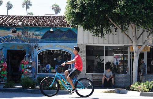 Old Towne Casa | Charming 2-bedroom house in Seal Beach