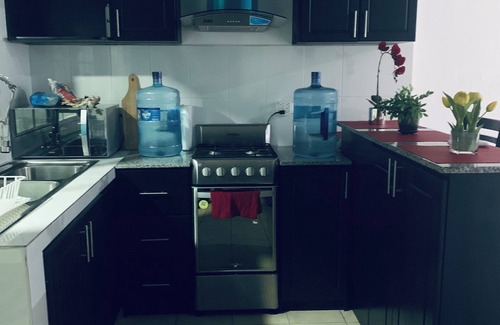Santa Ana Casa | Charming 2-bedroom house with WiFi, AC, hot water in peaceful Santa Ana