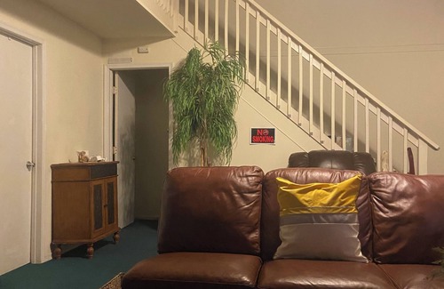 Tobyhanna Casa | Charming 2-bedroom house in Tobyhanna with fitness room