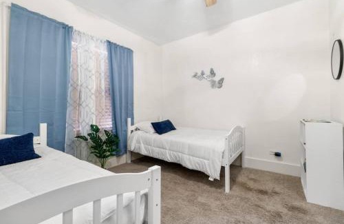 Lakeland Casa | Charming 2-Bedroom Home Lakeland
