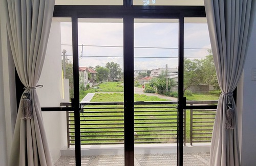 Angeles City Casa | Charming 2-bedroom house in enchanting Angeles with WiFi, AC