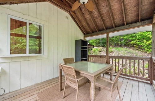 Campton Casa | Charming 2-bedroom house in Waterville Estates-sleeps 8!