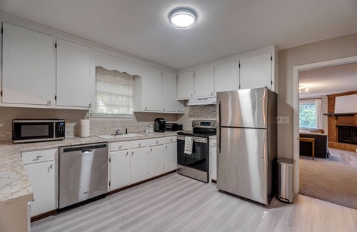 Concord Casa | Charming 2-bedroom house in downtown Concord