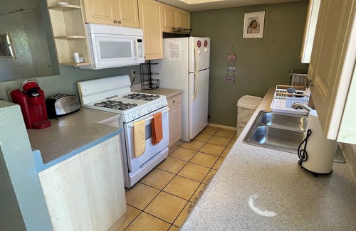 La Mesa Casa | Charming 2-bedroom house with WiFi and AC in tranquil La Mesa